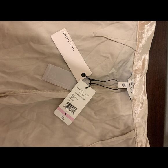 Habitual plush velvet trousers size 6, NWT - Picture 8 of 11